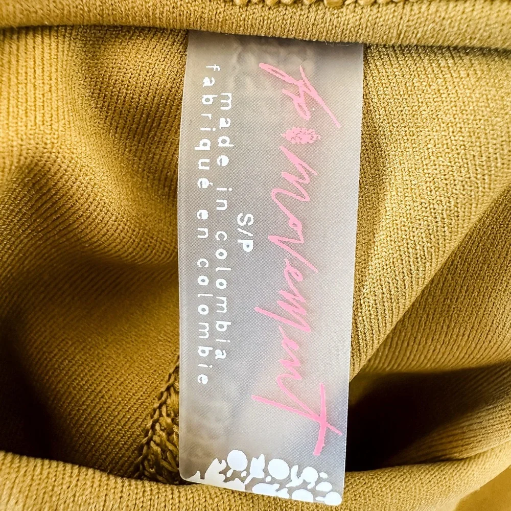FREE PEOPLE Movement Heart Rate Alchemy Women’s Athletic Bike Shorts - Small